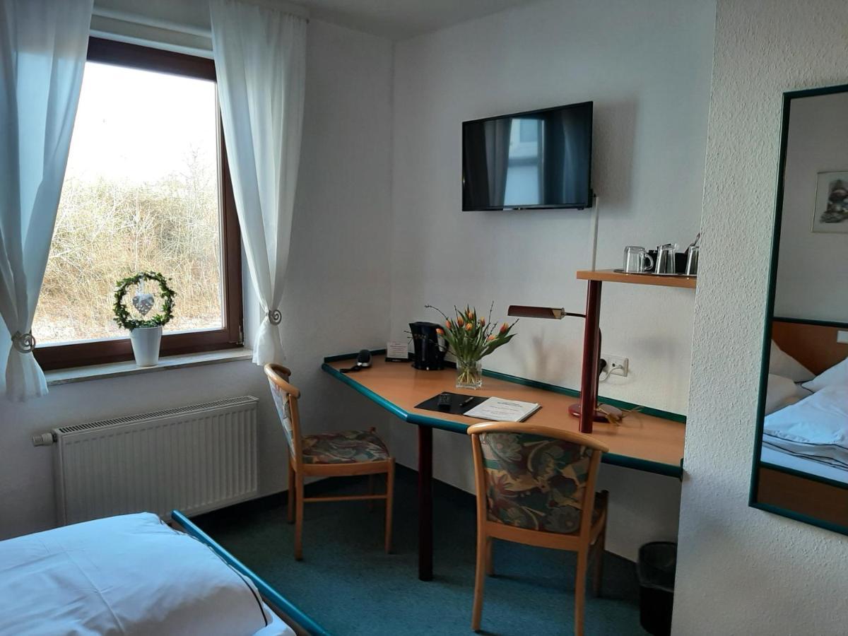 Hotel & Restaurant Eichholz Kassel Exterior photo
